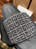 GIVENCHY PREMIUM SLIDE - Image 9