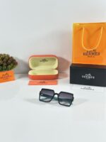 Hermes_WMNS_23010_Green_Black_DC - Image 4