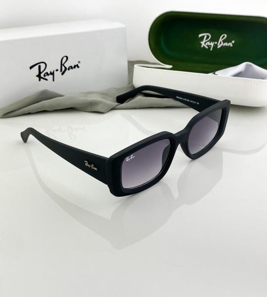 RAYBAN BLACK SHADED 439