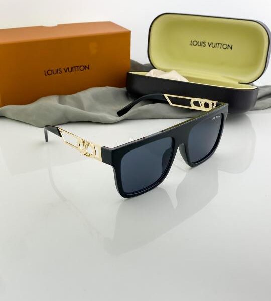 Louis_vuitton_gold black 120