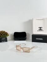 Chanel_WMNS_051_Gold_Candy