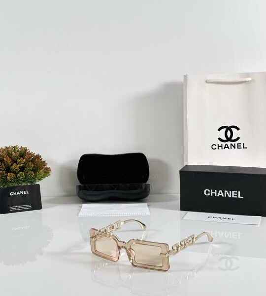 Chanel_WMNS_051_Gold_Candy