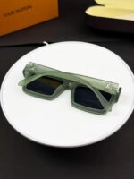 Louis_vuitton_green 1984 - Image 2