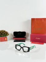 Cartier_455_Black_Green_Frame