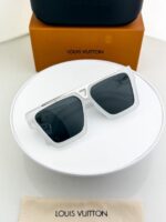 Louis_vuitton_ice_black_1502 - Image 2