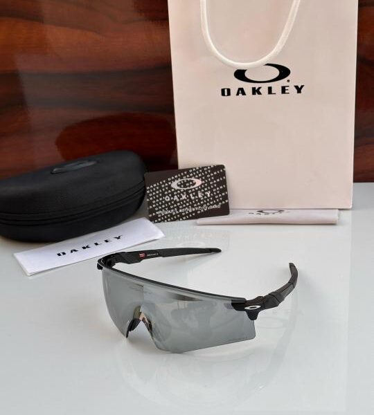 OAKLE_Y SUNGLASS