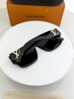 Louis_vuitton_gold black 2686 - Image 3