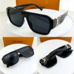 Louis_vuitton_gold black 2686 - Image 2