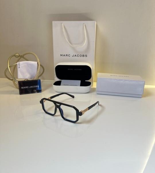 Marc_Jacobs_6125_Black