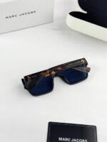 MARC JACOBS TIGER BLUE 11-21 - Image 3