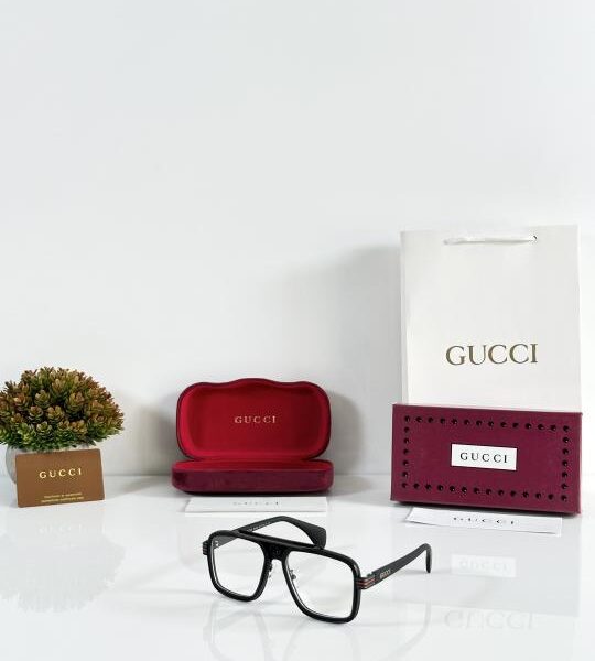 Gucci_1295_Black_Frame