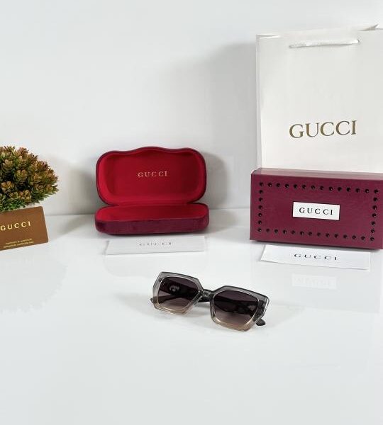 Gucci_WMNS_0766_Grey_Orange_Shaded
