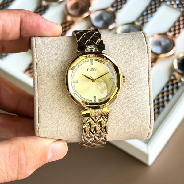 GUESS LADIES WATCH FULL GOLD