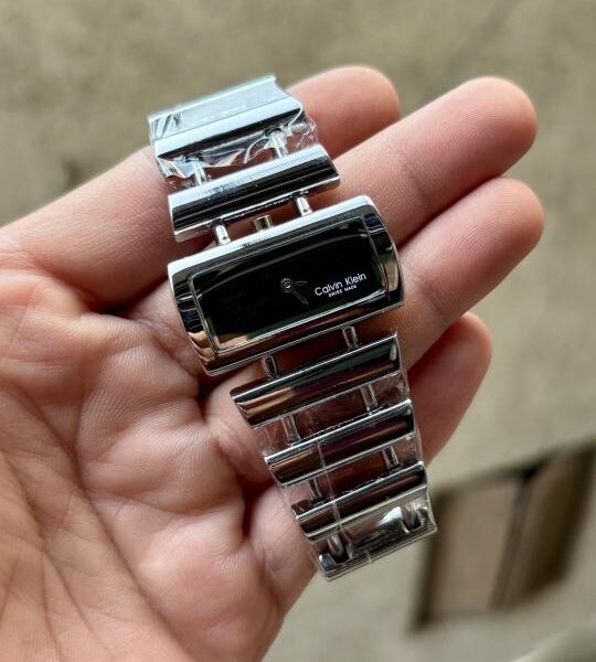 _Calvin_Klein_Silver_Black