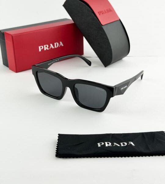 Prada_black_06f