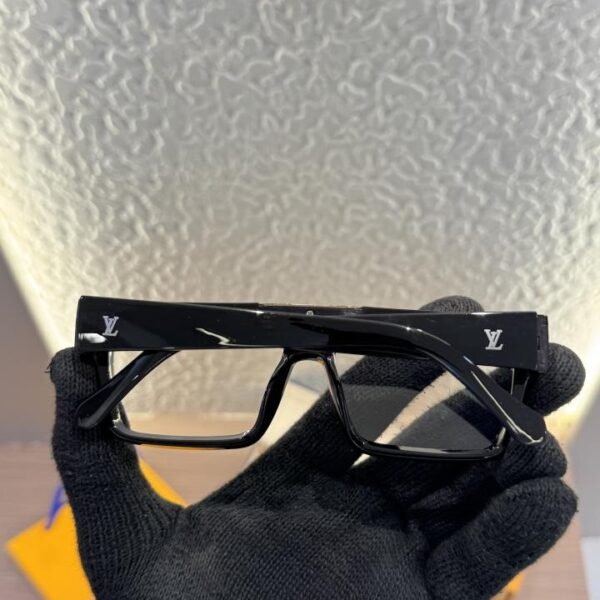 Louis_vuitton_98360_black_frame