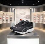 Pum.a Fast FWD Running Black White