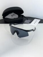 Oakley_black_9229