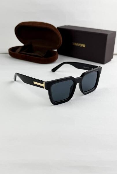Tomford black 2098